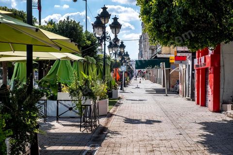 April 4, 2020: Downtown Tunis and its major thoroughfares, including Habib Bourguiba Avenue, were deserted during the government-imposed lockdown due to COVID-19. A curfew was also in effect during this period, from 6 p.m. until 6 a.m. 