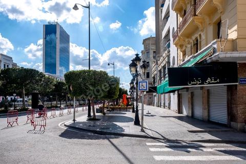 April 4, 2020: Downtown Tunis and its major thoroughfares, including Habib Bourguiba Avenue, were deserted during the government-imposed lockdown due to COVID-19. A curfew was also in effect during this period, from 6 p.m. until 6 a.m. 