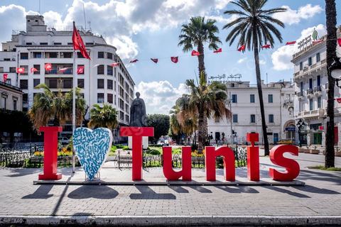 April 4, 2020: Downtown Tunis and its major thoroughfares, including Habib Bourguiba Avenue, were deserted during the government-imposed lockdown due to COVID-19. A curfew was also in effect during this period, from 6 p.m. until 6 a.m. 