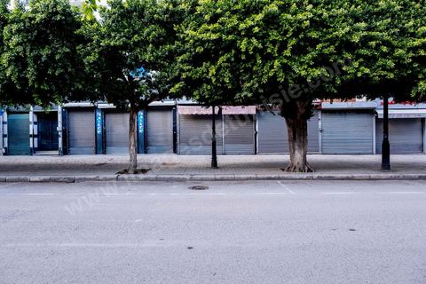 April 4, 2020: Downtown Tunis and its major thoroughfares, including Habib Bourguiba Avenue, were deserted during the government-imposed lockdown due to COVID-19. A curfew was also in effect during this period, from 6 p.m. until 6 a.m. 