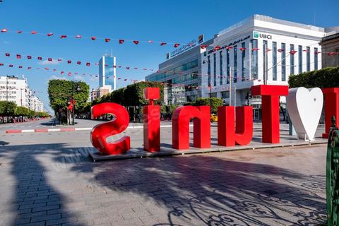 April 4, 2020: Downtown Tunis and its major thoroughfares, including Habib Bourguiba Avenue, were deserted during the government-imposed lockdown due to COVID-19. A curfew was also in effect during this period, from 6 p.m. until 6 a.m. 