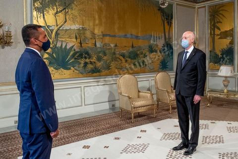 17 août 2020 : Rencontre au palais présidentiel de Carthage entre le Président de la République tunisienne Kaïs Saied au palais de Carthage et une délégation italienne comprenant le Ministère des Affaires étrangères et de la Coopération internationale italien Luigi Di Maio et la Ministre de l'intérieur italien Luciana Lamorgese sur le sujet des migrants clandestins tunisiens.