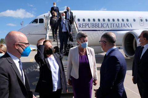 Arrived in Tunis airport of Ylva Johansson, European Commissioner for Home Affairs, and Luciana Lamorgese, Interior Ministery of Italia, will visit Tunisia on Thursday 20 and Friday 21 May 2021.