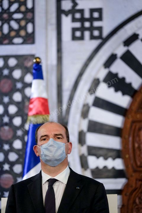 3 juin 2021 : Signateure contrats et déclaration presse lors de la rencontre entre Hichem Mechichi, chef du gouvernement tunisien et Jean CASTEX, Premier ministre, dans le cadre de sa visite à Tunis à l’occasion du 3ème Haut Conseil de Coopération franco-tunisien, accompagné de M. Jean-Yves LE DRIAN, ministre de l'Europe et des Affaires étrangères, de Mme Frédérique VIDAL, ministre de l'Enseignement supérieur, de la Recherche et de l'Innovation, de M. Jean-Baptiste DJEBBARI, ministre délégué auprès de la ministre de la Transition écologique, chargé des Transports, de M. Alain GRISET, ministre délégué auprès du ministre de l’Économie, des Finances et de la Relance, chargé des Petites et Moyennes Entreprises. POOL