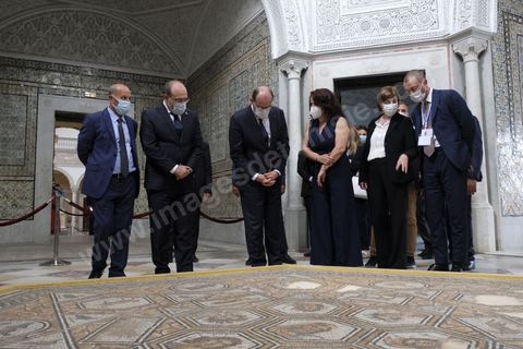 3 juin 2021 : Visite du Musée du Bardo par Jean CASTEX, Premier ministre, en compagnie de sa femme et du Ministre tunisien du tourisme et de la culture dans le cadre de sa visite à Tunis à l’occasion du 3ème Haut Conseil de Coopération franco-tunisien, accompagné de M. Jean-Yves LE DRIAN, ministre de l'Europe et des Affaires étrangères, de Mme Frédérique VIDAL, ministre de l'Enseignement supérieur, de la Recherche et de l'Innovation, de M. Jean-Baptiste DJEBBARI, ministre délégué auprès de la ministre de la Transition écologique, chargé des Transports, de M. Alain GRISET, ministre délégué auprès du ministre de l’Économie, des Finances et de la Relance, chargé des Petites et Moyennes Entreprises. POOL