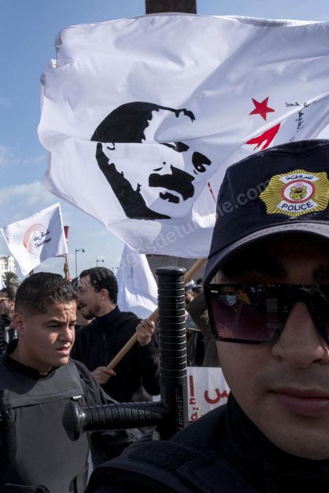 6 février 2022 : 9 ans après l'assassinat de Chokri Belaïd, un petit millier de partisans principalement de gauche se sont rassemblés à la place des Droits de l'Homme à Tunis pour commémorer la mort du militant politique. Malgrè l'interdiction de manifester conjointement mis en place avec le couvre feu nocturne dans le cadre  du protocole Covid imposé par le Président Kais Saied, la veille au soir, le président autorisé ces regroupements ainsi que la manifestation de ses partisans devant le Conseil Supérieur de la Magsitrature qu'il a dissout dans la nuit. 