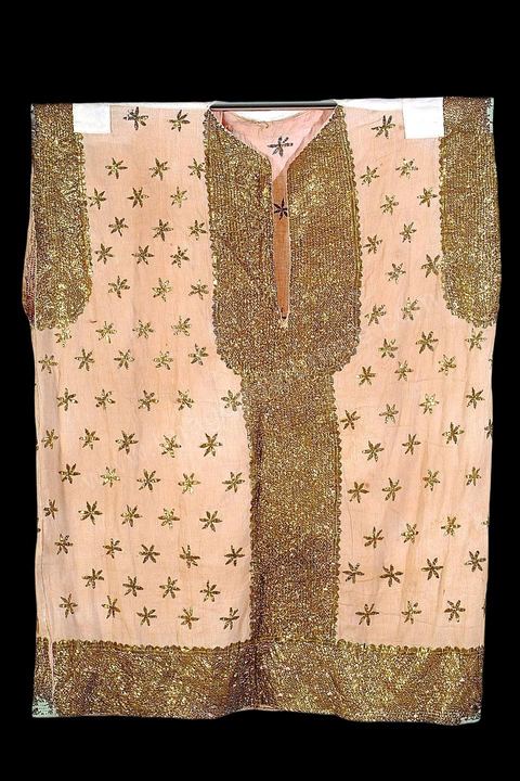 Costumes traditionnels et textiles tunisiens - Collection Lalla Hadria Museum - Djerba Explore