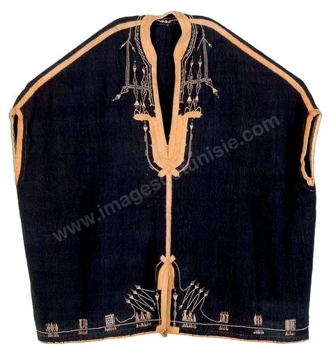Costumes traditionnels et textiles tunisiens - Collection Lalla Hadria Museum - Djerba Explore