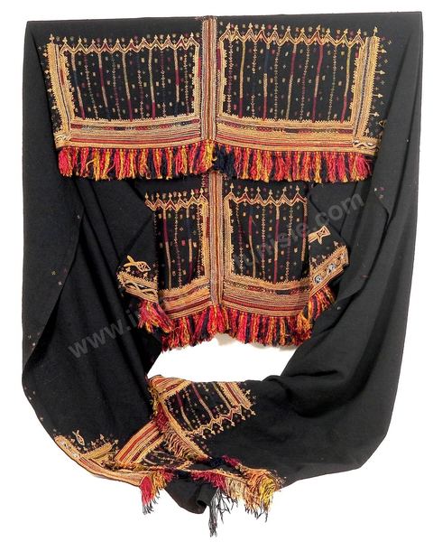 Costumes traditionnels et textiles tunisiens - Collection Lalla Hadria Museum - Djerba Explore