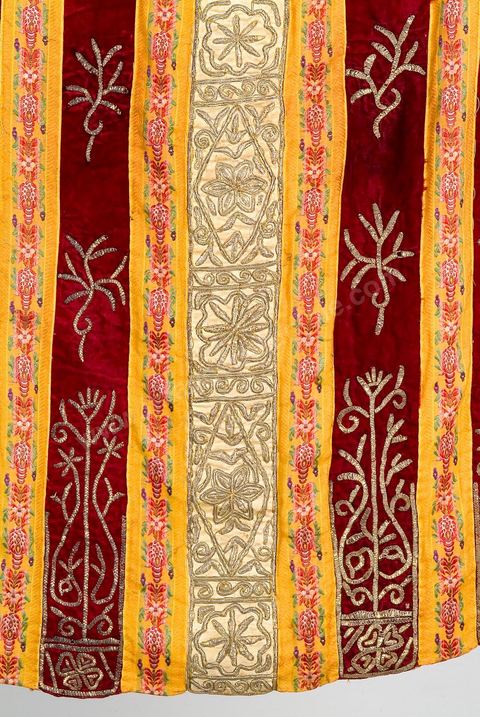 Costumes traditionnels et textiles tunisiens - Collection Lalla Hadria Museum - Djerba Explore