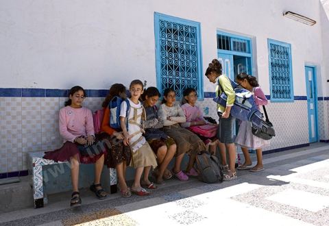 Ecole d'enseignement religieux juifs pour les filles à Hara Kebira le quartier juif dans la banlieue de Houmt Souk sur l'île de Djerba. Les jeunes juifs sur l'île de Djerba suivent à la fois un enseignement religieux (juif) et les cours de l'école publique tunisienne (musulman)