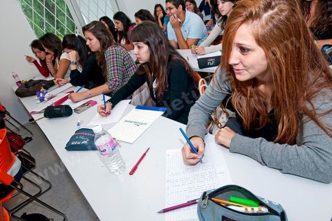 Salle de classe de l'Université de Tunis Dauphine à El Omrane à Tunis