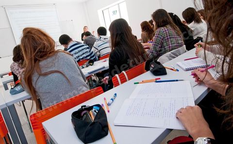 Salle de classe de l'Université de Tunis Dauphine à El Omrane à Tunis