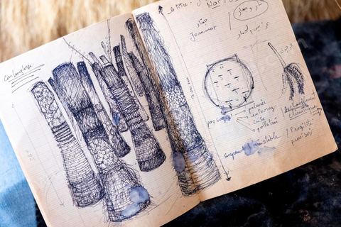 Dans l'atelier de l'artiste gabésien Mohamed Amine Hamouda