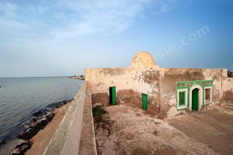 Marabout Sidi Hadj Ali Touil sur l'île Chergui à Kerkennah