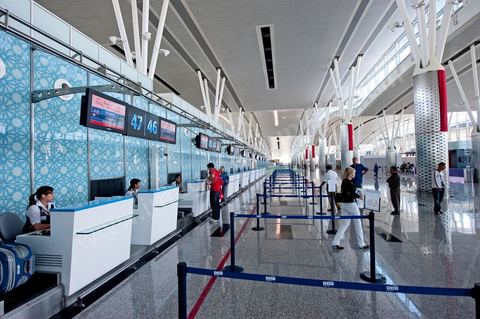 Hall d'enregistrement et départ. Aéroport international d'Enfidha Zine El Abidine Ben Ali