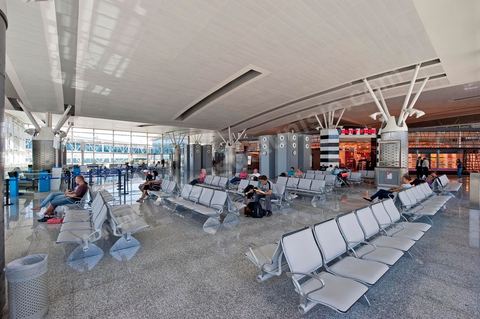 Zone d'embarquement et de Duty Free. Aéroport international d'Enfidha Zine El Abidine Ben Ali