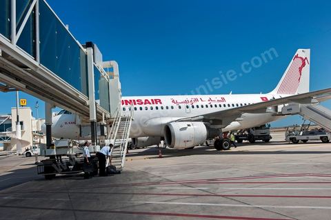 Avion de Tunisair sur le tarmac de l'Aéroport international d'Enfidha Zine El Abidine Ben Ali