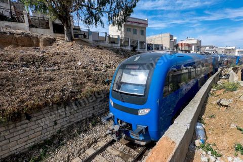 25 avril 2014 : Visite du chantier du Réseau Ferroviaire Rapide de Tunis (RFR) à Tunis. Projet financé par l'état tunisien, l'AFD, la BEI, la KfW et l'UE. Visite conjointe de Laurent Fabius, Ministre des Affaires Etrangères français et de son homologue allemand Frank-Walter Steinmeier à Tunis.