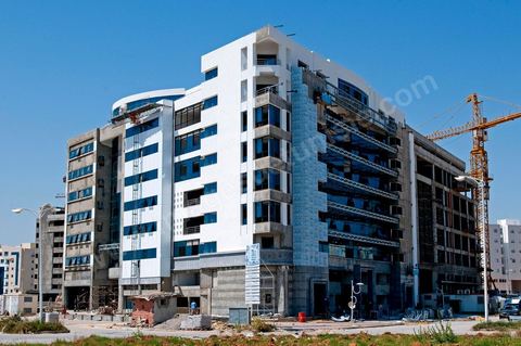 Immeuble de Bureaux en chantier au quartier urbain nord de Tunis
