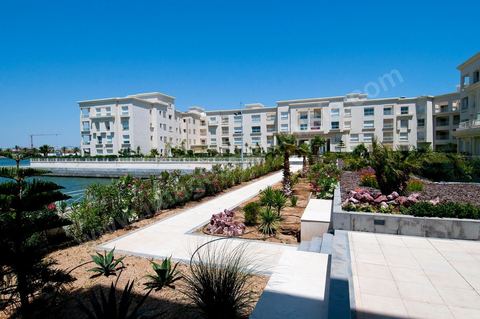 Complexe résidentiel de luxe "Le Trianon" aux Berges du Lac de Tunis