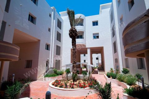 Résidence immobilière près du centre commercial Carrefour dans la banlieue nord de Tunis