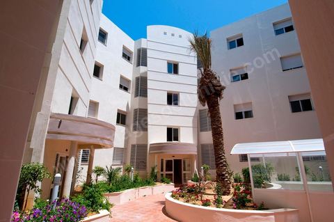 Résidence immobilière près du centre commercial Carrefour dans la banlieue nord de Tunis