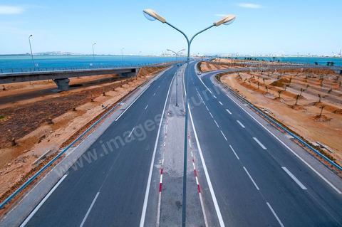 Aménagement autoroutier autour du pont de Radès sur la voie Tunis la Goulette