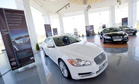 Show Room Jaguar et Land Rover aux quartiers des Affaires des Berges du Lac de Tunis