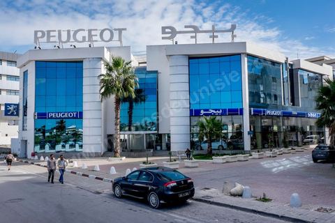 Show room de Stafim Peugeot aux Berges du Lac de Tunis