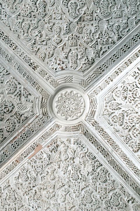 Intérieure de la Koubba du Belvédère après sa restauration - détail des plafonds en stuc