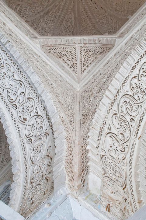 Intérieure de la Koubba du Belvédère après sa restauration - détail des plafonds en stuc