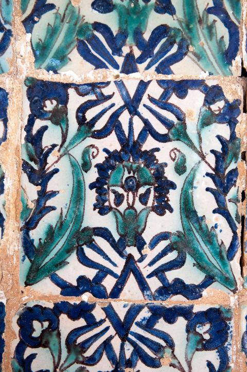 intérieure de la Koubba du Belvédère après sa restauration - détail de la céramique murale