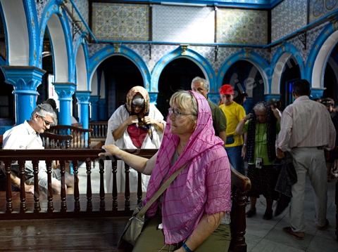 la synagogue de la Ghriba durant le pelerinage juif annuel au village de Erriadh ou Hara Sghira sur l'ile de djerba