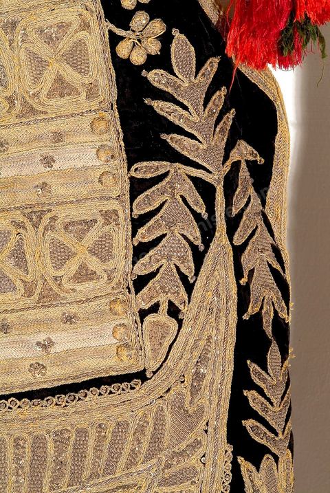 Costumes traditionnels tunisiens - Collection Lalla Hadria Museum - Djerba Explore