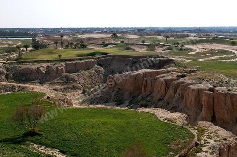 Terrain de Golf de Tozeur au dessus de la palmeraie