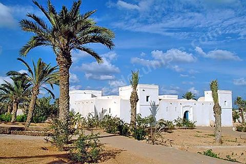 Houch traditionnel au milieu du jardin du menzel - Djerba Explore - Ile de Djerba