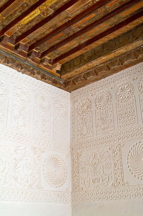 Intérieur du menzel traditionnel au djerba explore - iIe de Djerba