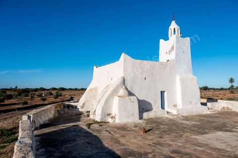 Mosquée Ben Maguel près de Aghir sur l'île de Djerba