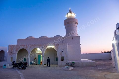 Mosquée El Bessi à Oualagh sur l'île de Djerba