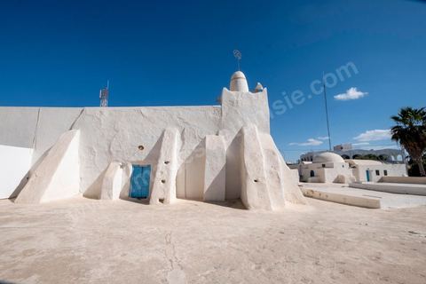 Mosquée Oum el Turkia El May sur l'île de Djerba