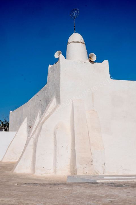 Mosquée Oum el Turkia El May sur l'île de Djerba