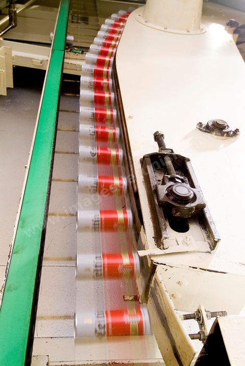 Usine de fabrication de canette de  boissons alimentaire de Crown Holdings, Inc, fournisseur important de produits d'emballage pour les entreprises de vente de produits de consommation à Tunis
