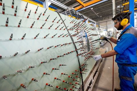 Site de production de Aérolia dans la banlieue sud de Tunis au coeur du nouveau concept de pôle aéronautique développé depuis 2009. Ce site de la filiale de Airbus Industrie produit des éléments des nouveaux Airbus A320. 