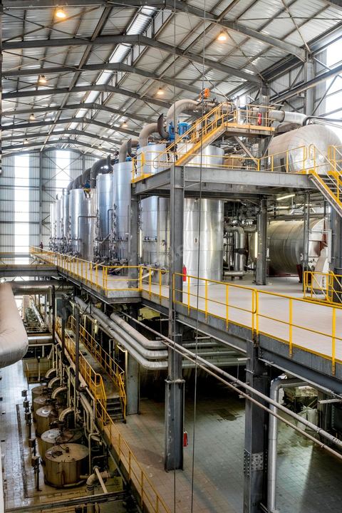 Usine de raffinage de sucre de Bizerte a été achetée par un investisseur libyen. Il s’agit d’une entreprise confisquée par l’Etat, rachetée par le libyen et louée, par la suite, à une entreprise française.