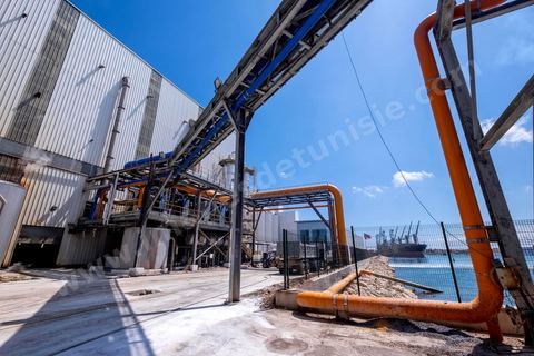 Usine de raffinage de sucre de Bizerte a été achetée par un investisseur libyen. Il s’agit d’une entreprise confisquée par l’Etat, rachetée par le libyen et louée, par la suite, à une entreprise française.