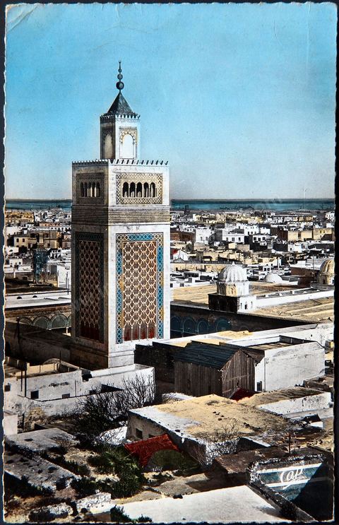 Vue Générale sur la medina de Tunis avec au premier plan minaret et cour de la Grande Mosquée - Carte postale ancienne Tunisie