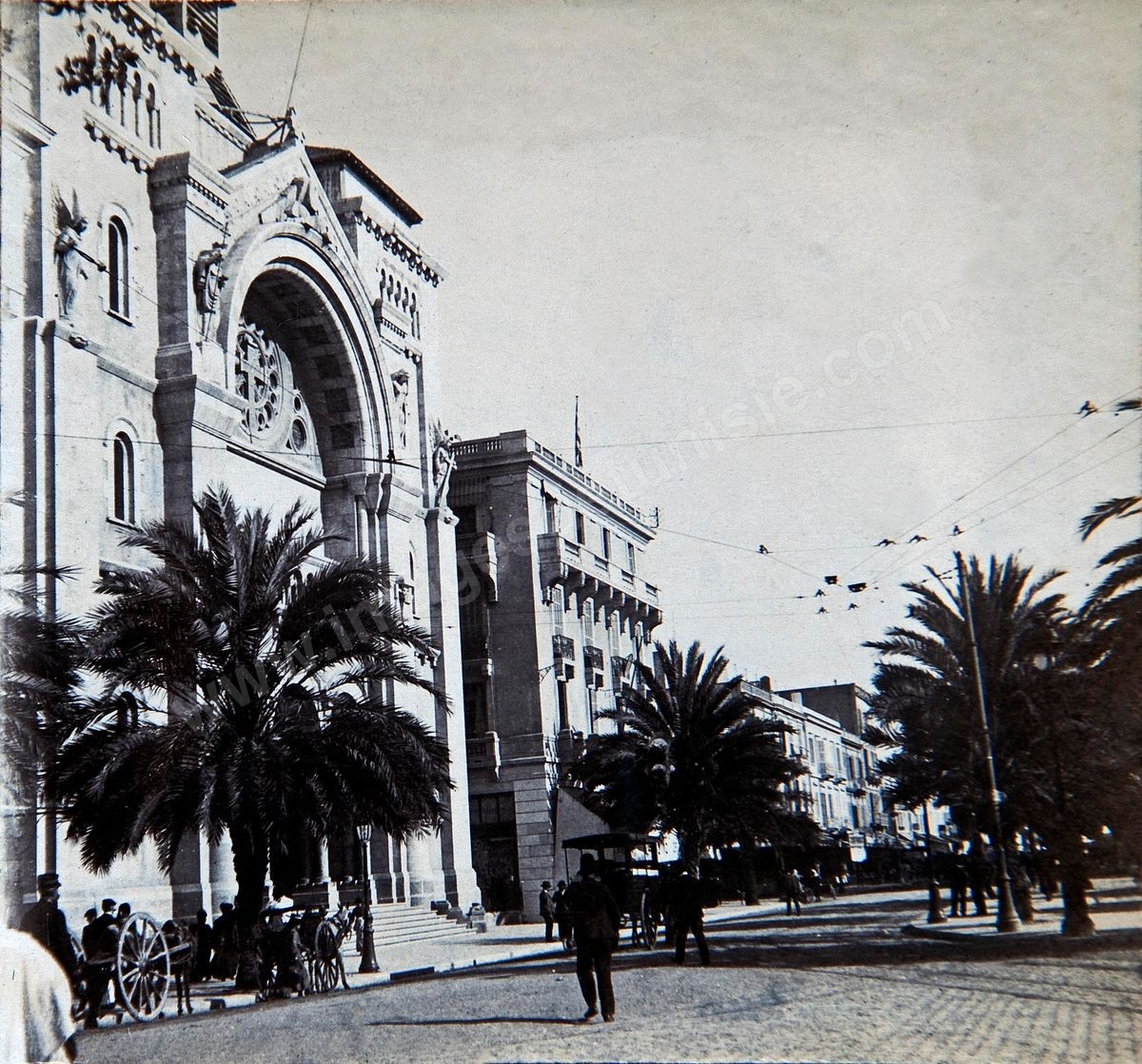 P03 Tunis moderne