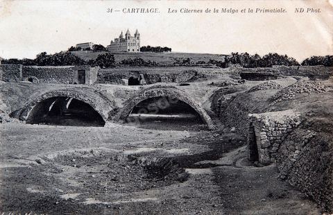 Les citernes romaines de la Malga et la cathédrale de Carthage - Carte postale ancienne Tunisie