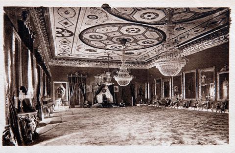 Grand salon de réception du Palais du Bardo à Tunis - Carte postale ancienne Tunisie